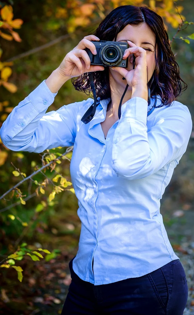 photographer, woman, camera