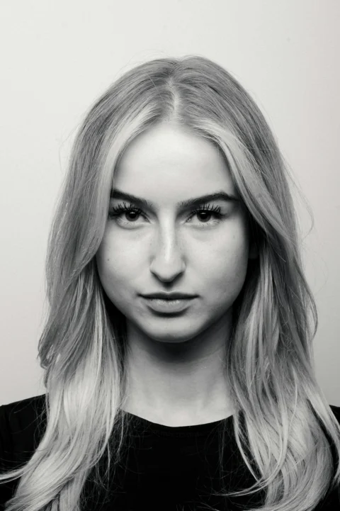 Black and white portrait of a young woman