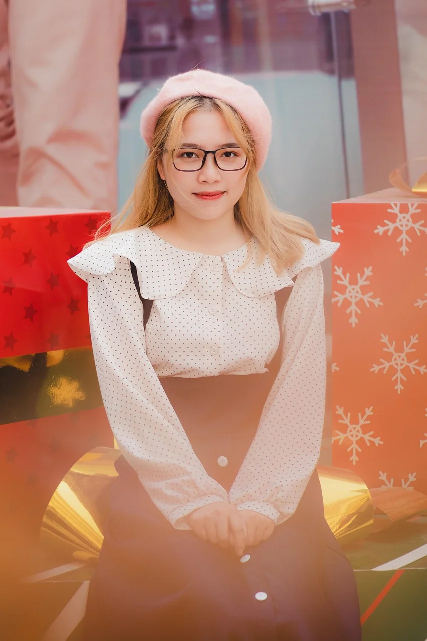 girl, smile, christmas, portrait