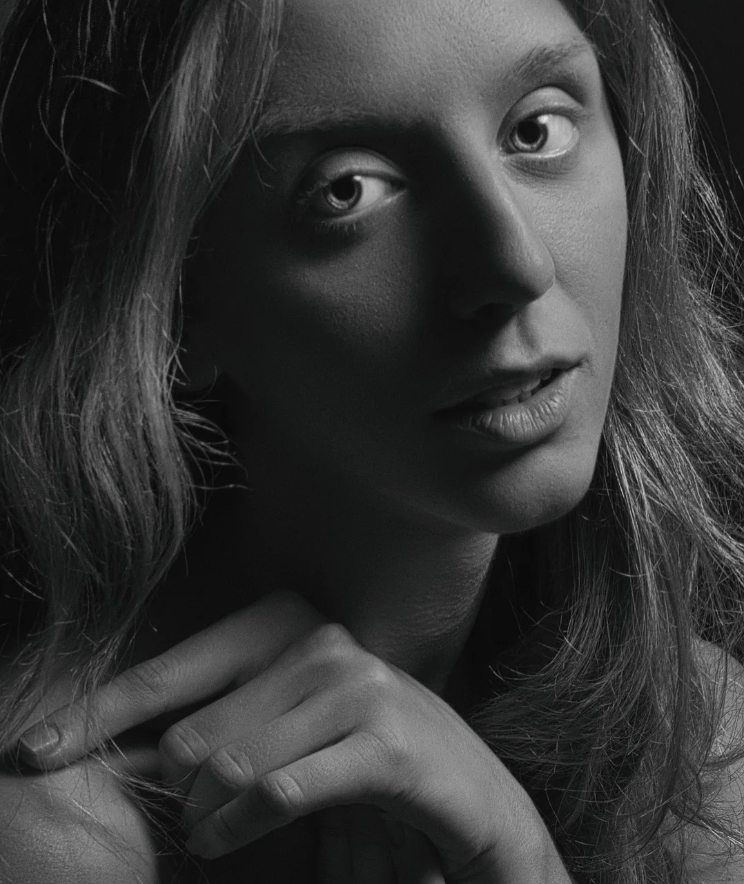 portrait, woman, beautiful, black and white