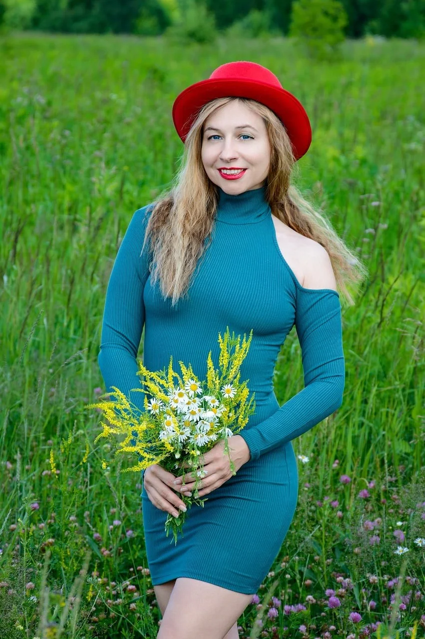woman, hat, bouquet, red hat
