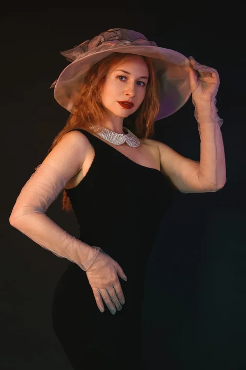 woman, fashion, hat, posing