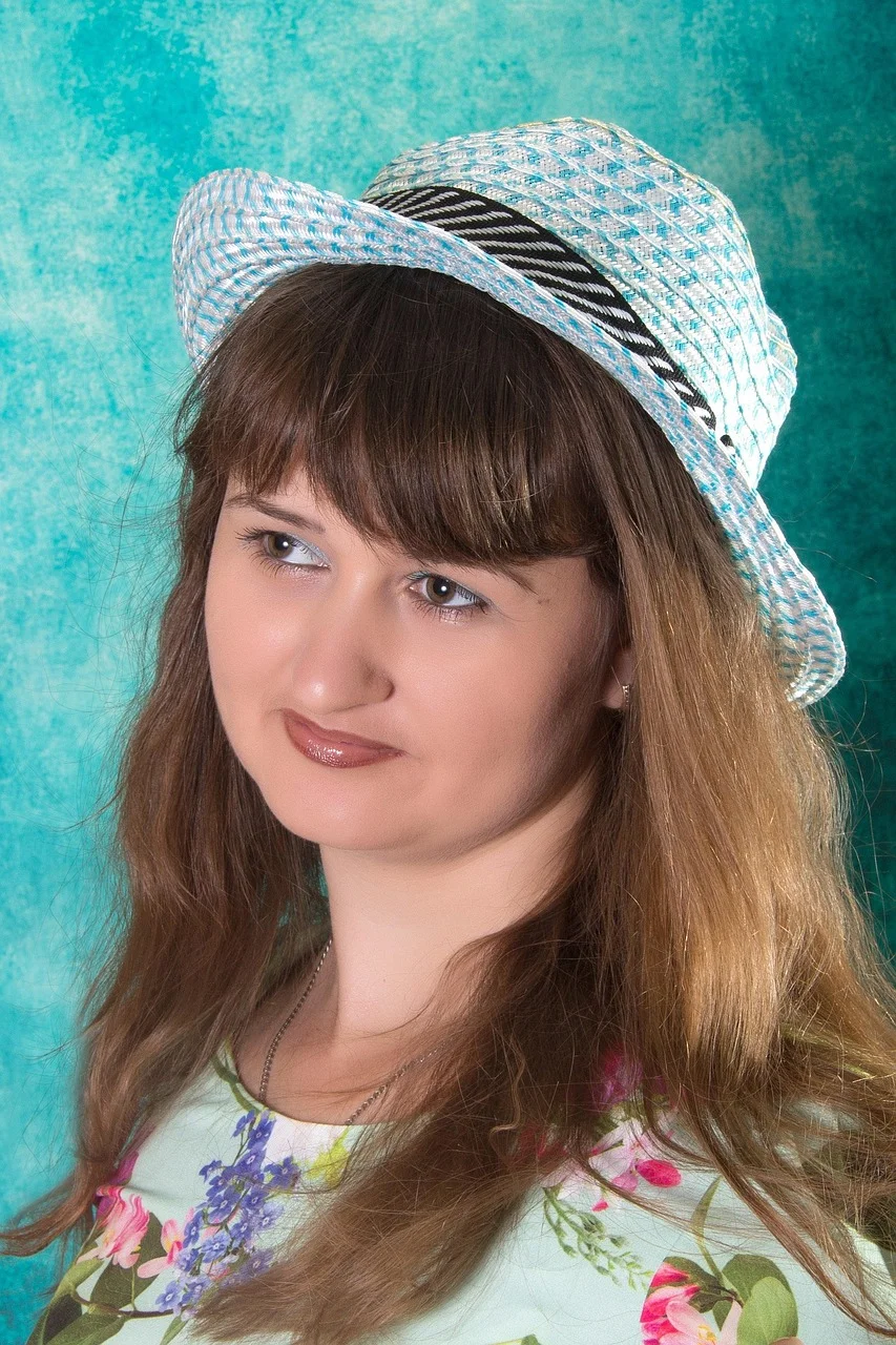 young woman, in hat, sight, beautiful