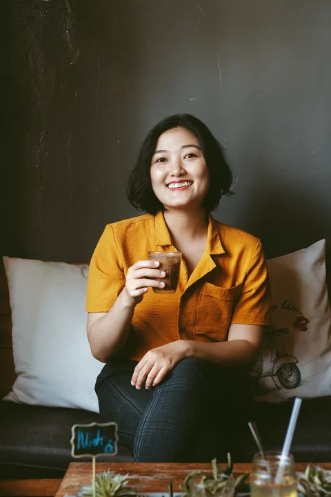女人，饮品，咖啡馆，开心