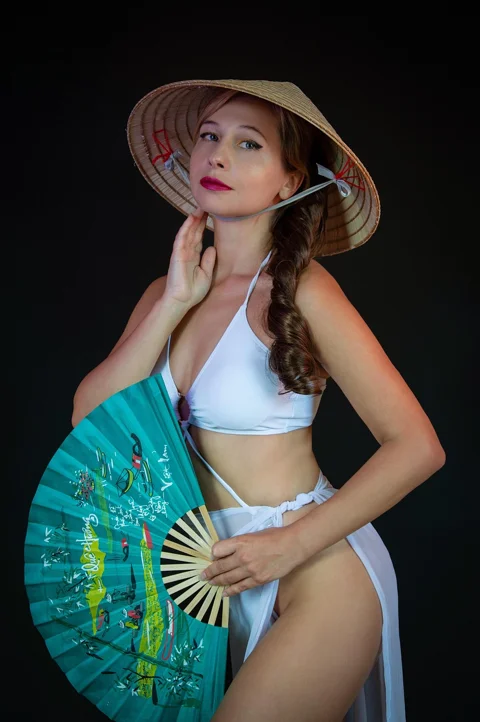 女人、泳裝、斗笠、風格