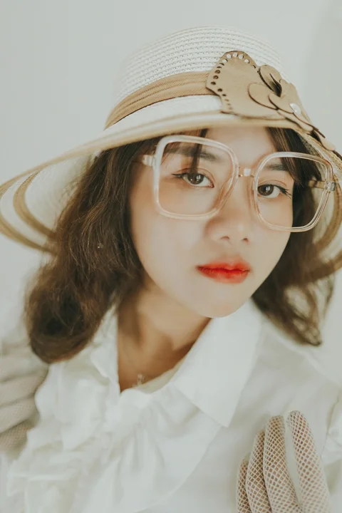 woman, model, glasses, hat