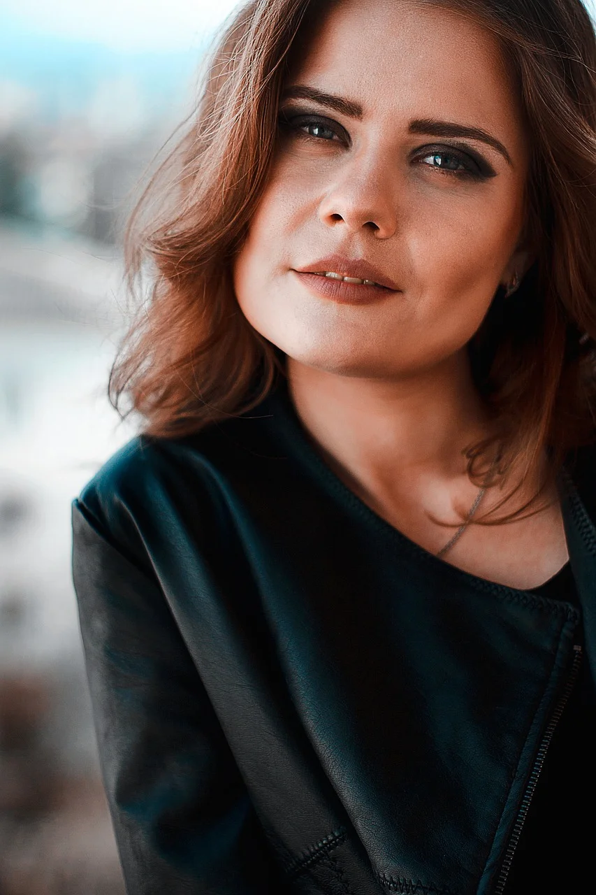 woman, young, portrait, outdoors