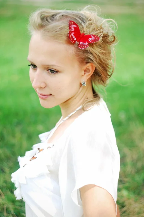 young woman, blonde, summer, portrait
